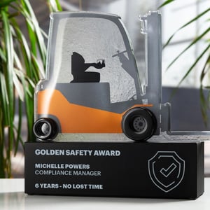 Awards_Recognition_02